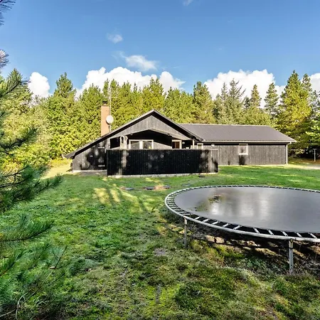 Prázdninový dům Jul - 900m From The Sea By Interhome