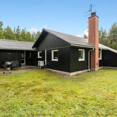 Jul - 900m From The Sea By Interhome