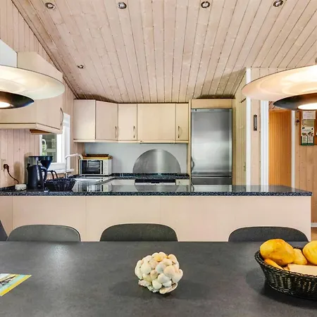 펜션 Jul - 900m From The Sea By Interhome Molby