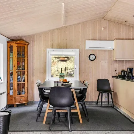 펜션 Jul - 900m From The Sea By Interhome Molby